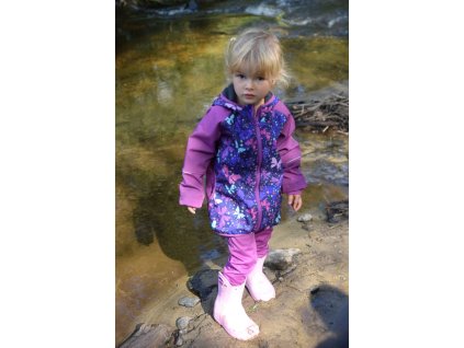 Softhellová bunda motýliky