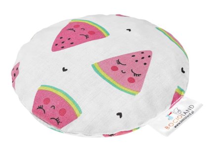 maly nahrievaci vankusik s ceresnovymi kostkami melon