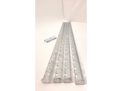 Nosné stojny kompostéru