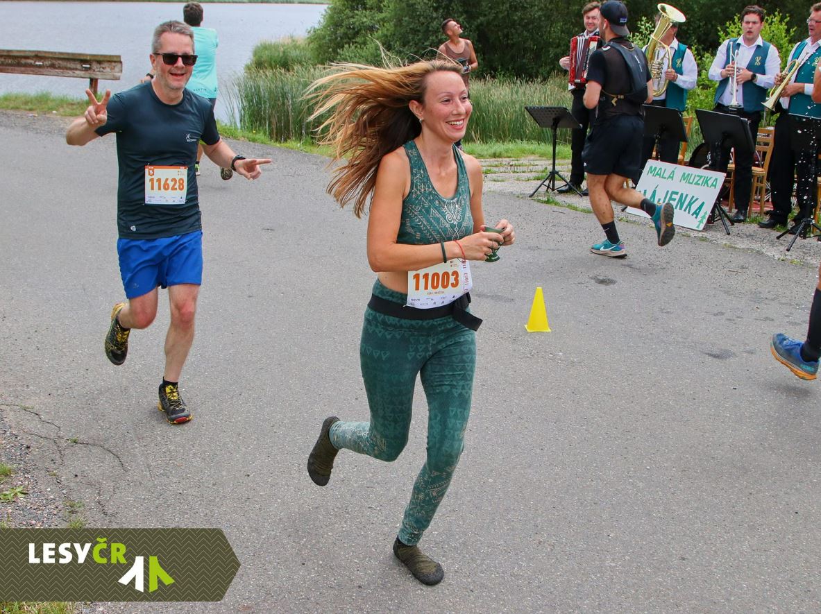 (Bio) bavlna jako vrah? Proč je v roce 2026 největším rizikem spíše váš funkční dres