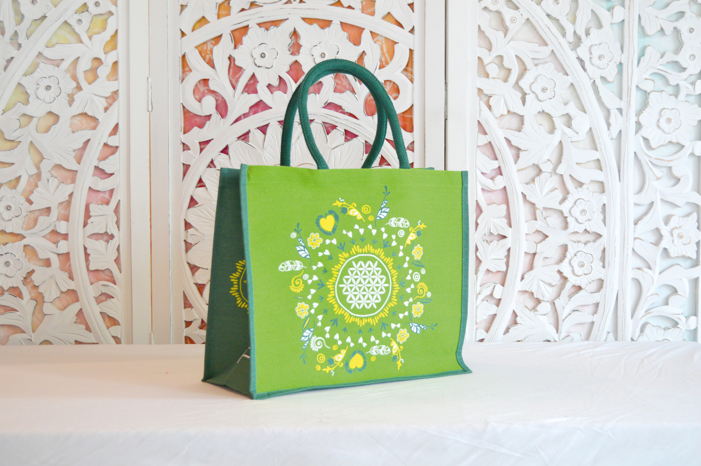 The Spirit of OM nákupní jutová taška s květem života - zelená