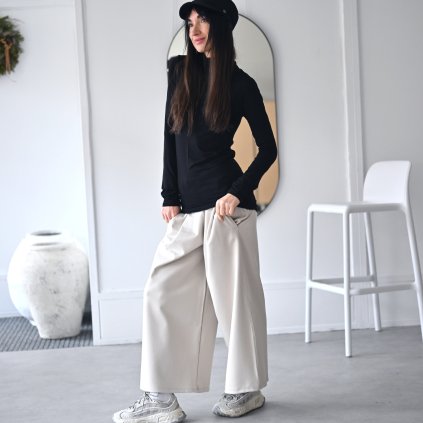 Triko LOLITA roll BAMBUS blk (Velikost L)