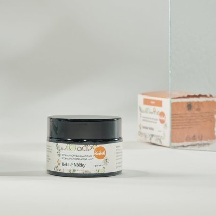 kvitok regeneracni balzam hebke nozky 30ml
