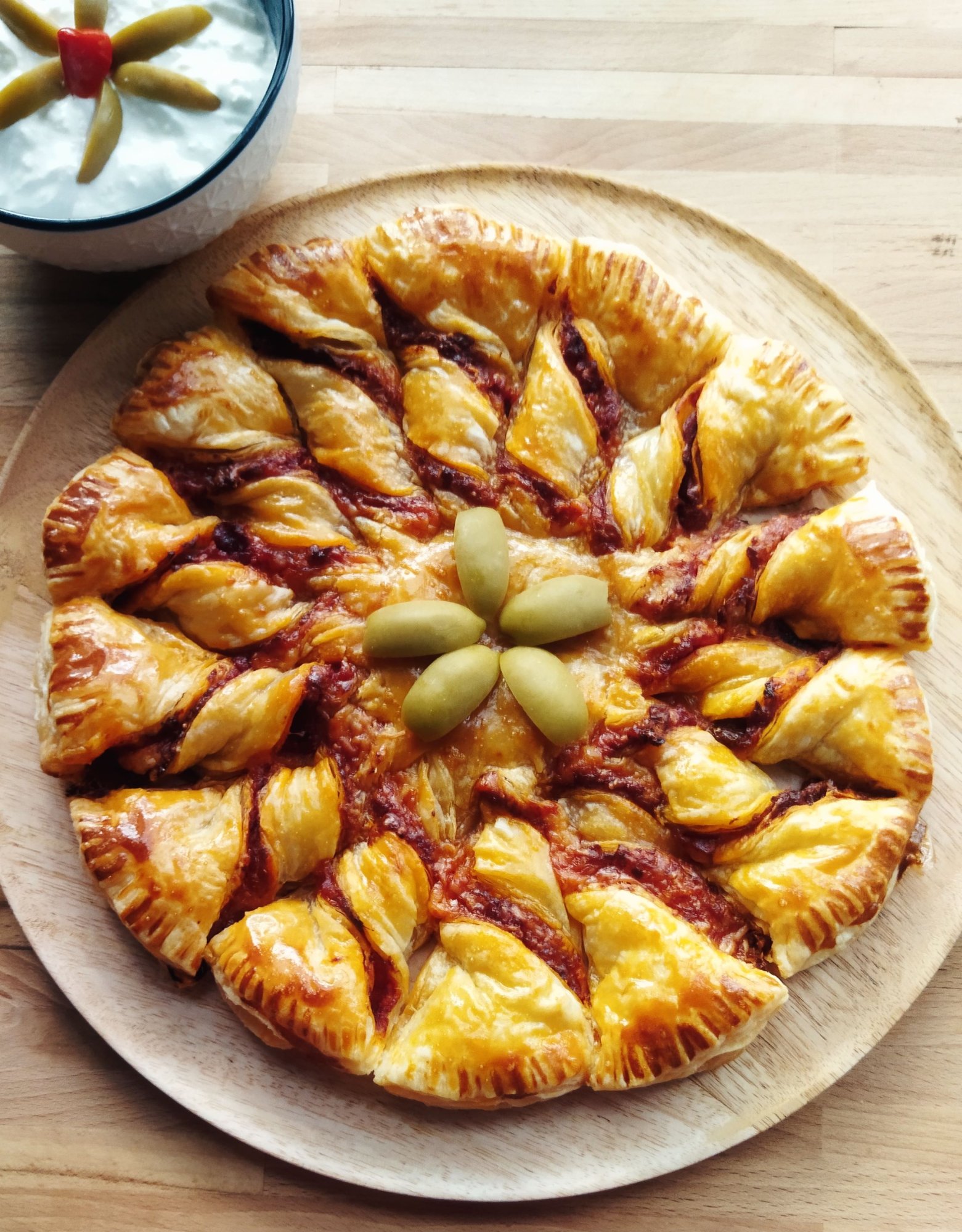 SLUNÍČKO SE SUŠENÝMI RAJČATY A OREGANEM