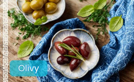 Zelené olivy a olivy Kalamata