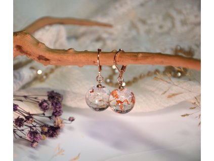 Náušnice s pampeliškovým chmýřím a rose gold šupinkami