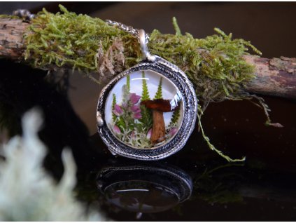 Přívěsek s houbičkou