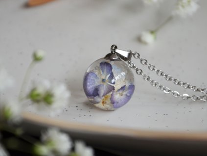 Malá kulička s hortenziemi