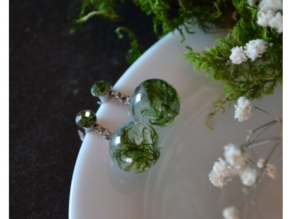 Mechové náušnice se šatony