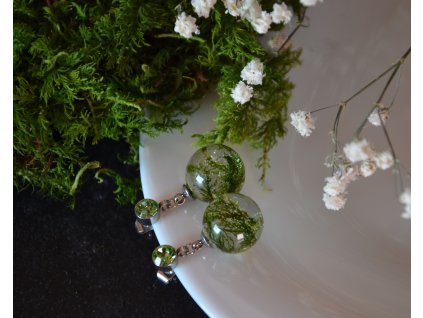 Mechové náušnice se šatony