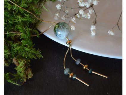 Náhrdelník mechový dlouhý