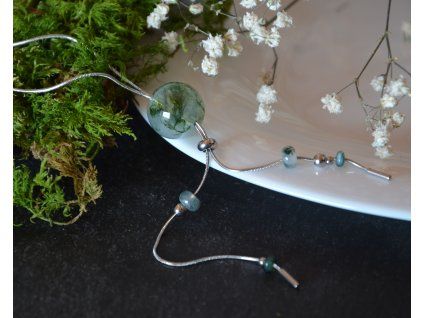 Náhrdelník mechový dlouhý