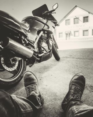 Kawasaki GPZ 500…. . . . #kawasaki #gpz500 #motolife