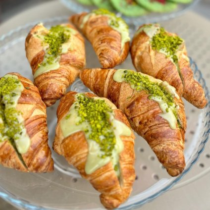 Croissant pistáciový