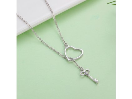 Dámsky strieborný náhrdelník Kľúč k tvojmu srdcu2