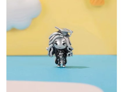 Korálek ve tvaru absolventky s promoční čepicí - Stříbro 925