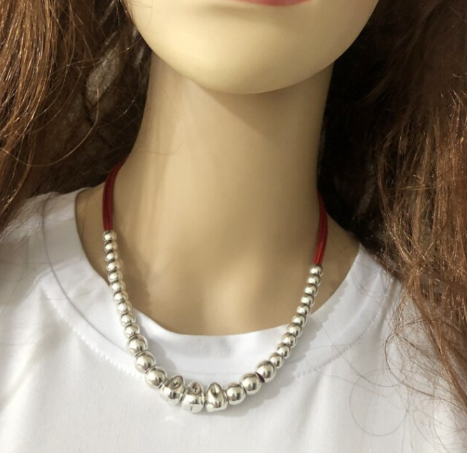 Dámsky kožený náhrdelník BEADS