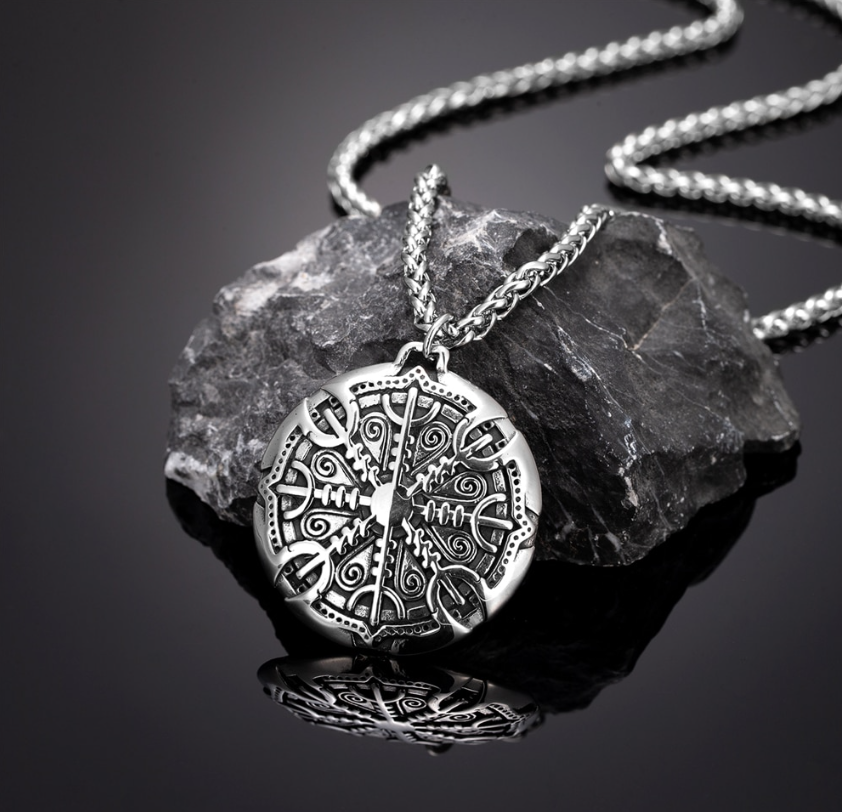 Vikingský náhrdelník Severský kompas "Vegvísir"