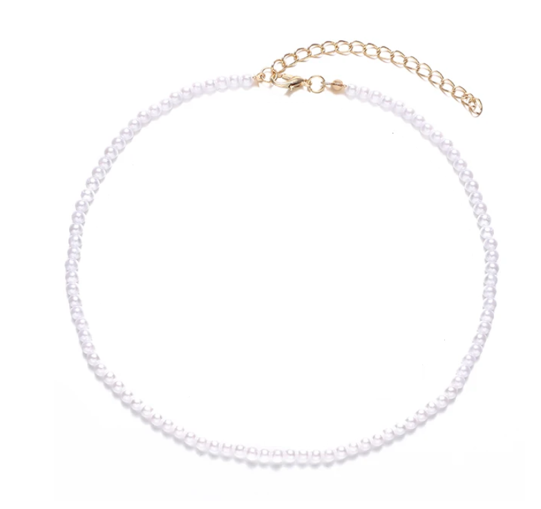 Choker náhrdelník s bielymi perlami