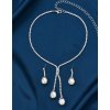 Postříbřená souprava náhrdelníku a náušnic s kapkovitými krystaly