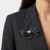 Exkluzivní černá brož Paví pero s broušenými krystaly