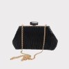 Elegantní černá plesová kabelka s řetízkem