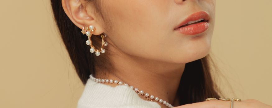 Pozlacené šperky - Luxusní doplněk pro letní eleganci