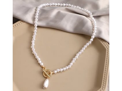 Vintage perlový náhrdelník White Pearl