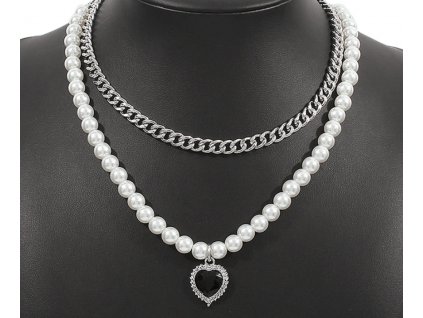 Dvouvrstvý náhrdelník s perlami a přívěskem černého Srdce
