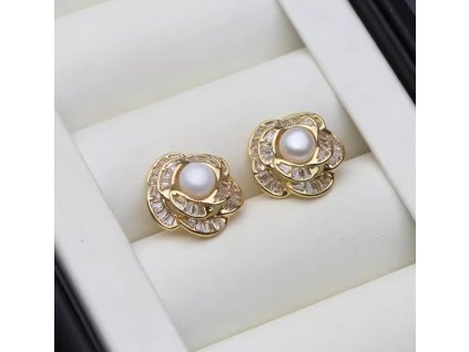 Pozlacené puzetové náušnice ve tvaru krystalového květu s přírodní perlou