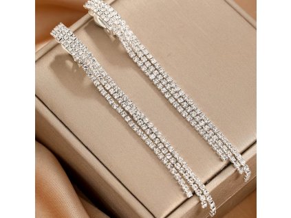 Elegantní dlouhé klipsové náušnice s krystaly – stříbrné