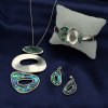 Náramek s přírodní mušlí ABALONE a moderním designem 2