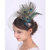 Elegantní fascinátor do vlasů s pavími pery a závojem