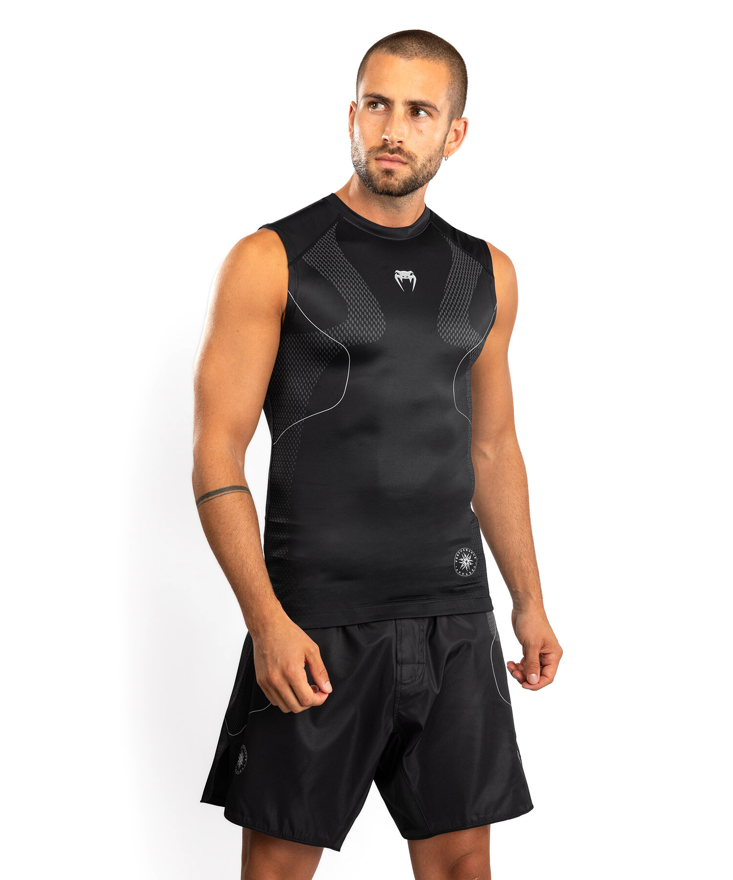 Venum Nexus Sleeveless Rashguard - Black/Silver Velikost: S