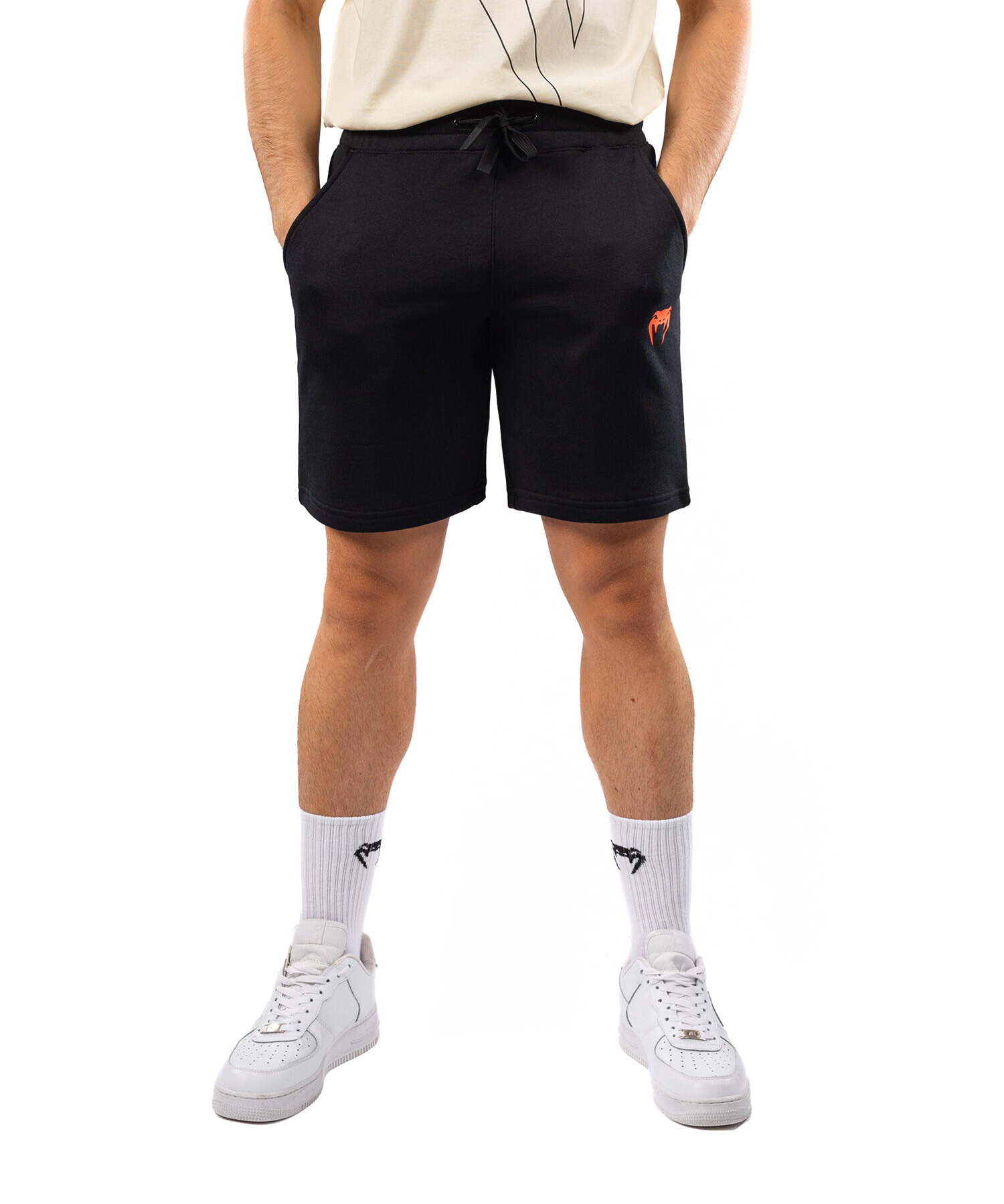 Venum Classic Shorts - Black Velikost: L