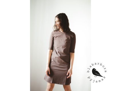 Odpočinkové šaty mléčně čokoládové