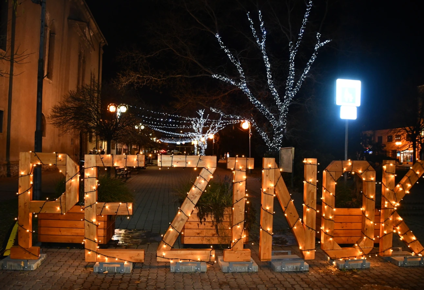 Vianočné námestie v Pezinku