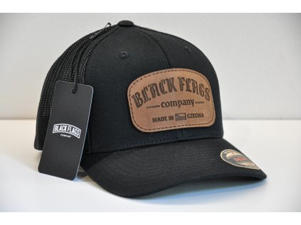 BLACK FLAGS CO ČERNÝ FLEXFIT TRUCKER S/M