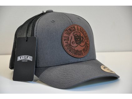 ZA DĚVKY A CHLAST UBRÁNÍME VLAST ŠEDÝ TRUCKER