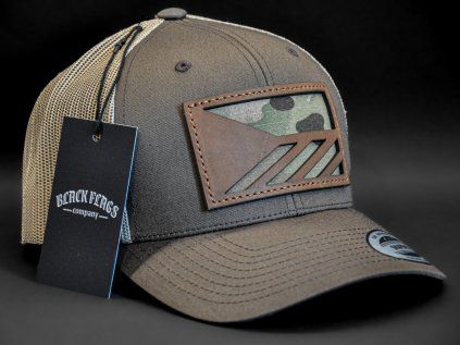 MULTICAM HNĚDÝ TRUCKER