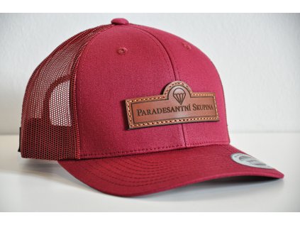 PARADESANTNÍ SKUPINA RED BERRETS