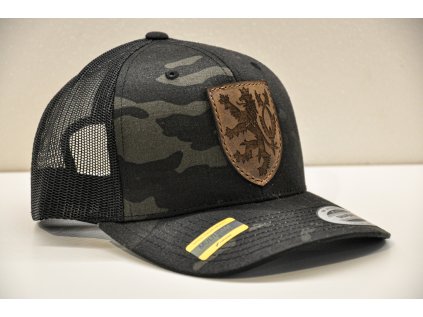 ČESKÝ LEV BLACK MULTICAM TRUCKER
