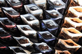 První várka naší výběrové kávy dobalena. Děkujeme za Vaše objednávky a doufáme, že Vám bude chutnat stejně jako nám ☕️ K...