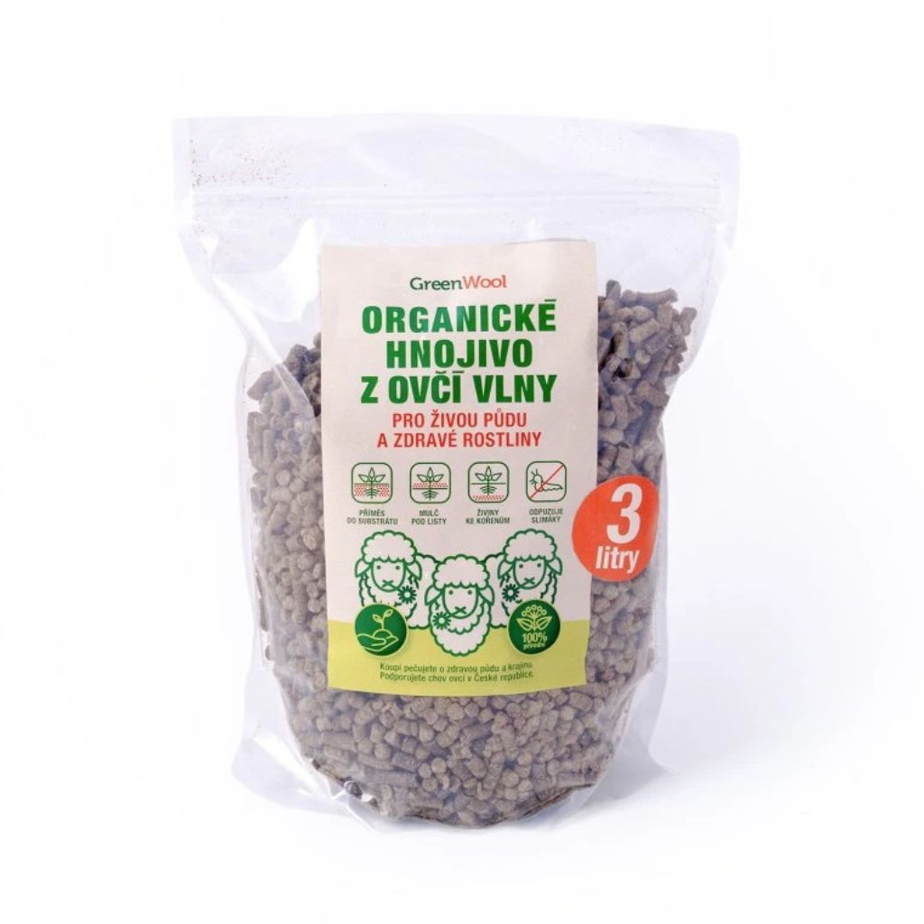 Ovčí vlna v zahradě: Proč by Vás měly zajímat hnojicí peletky z vlny?