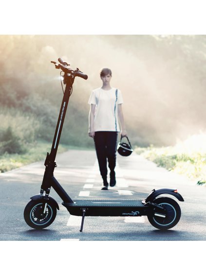 Elektrická koloběžka W-TEC Lambreto Max II 700W 10"