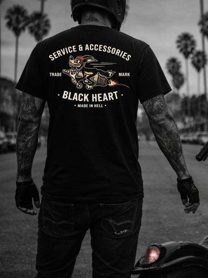A Triko BLACK HEART SERVICE