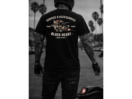 A Triko BLACK HEART SERVICE