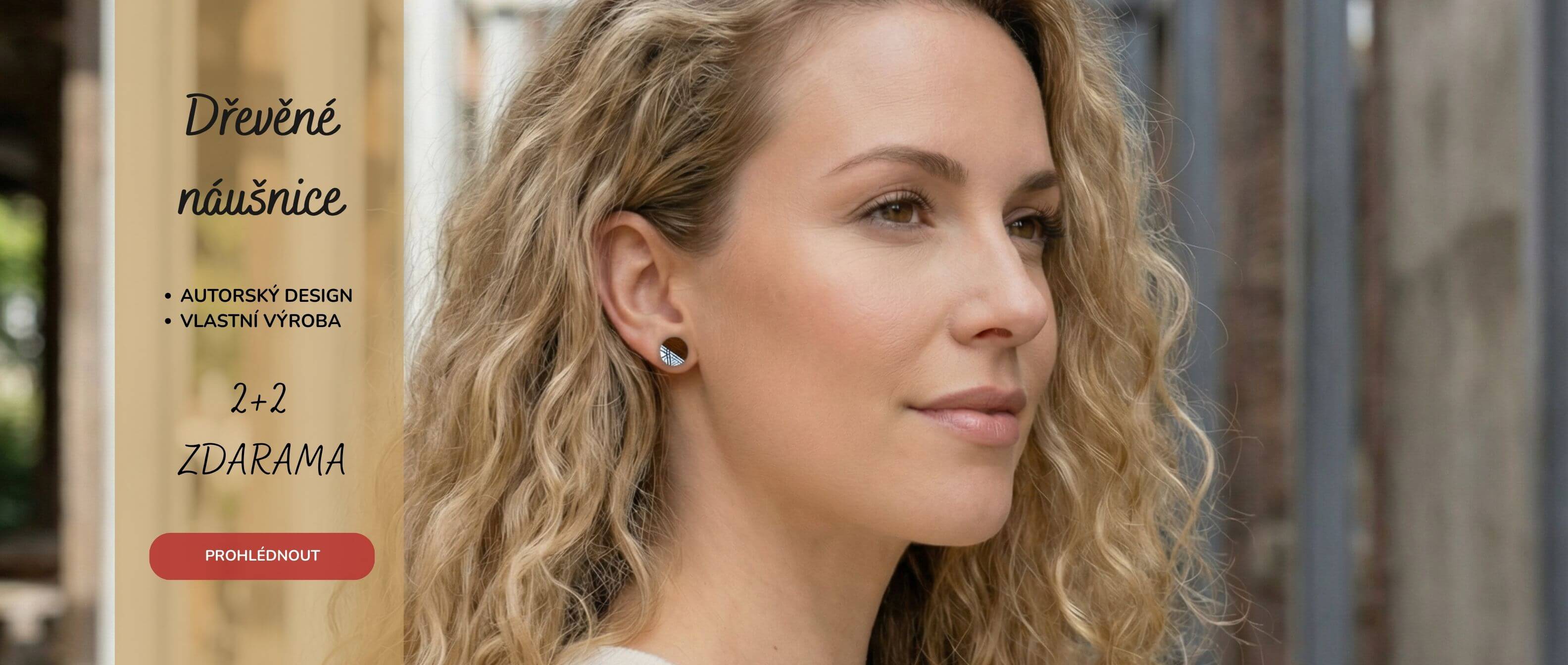 Dřevěné náušnice