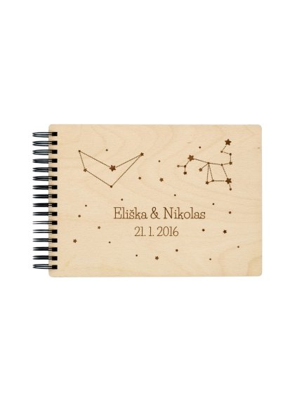 Dřevěné fotoalbum pro zamilované Vesmír