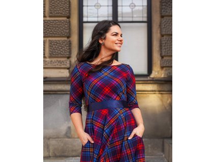 Půlkolové šaty 3/4 rukáv - barevné kostky